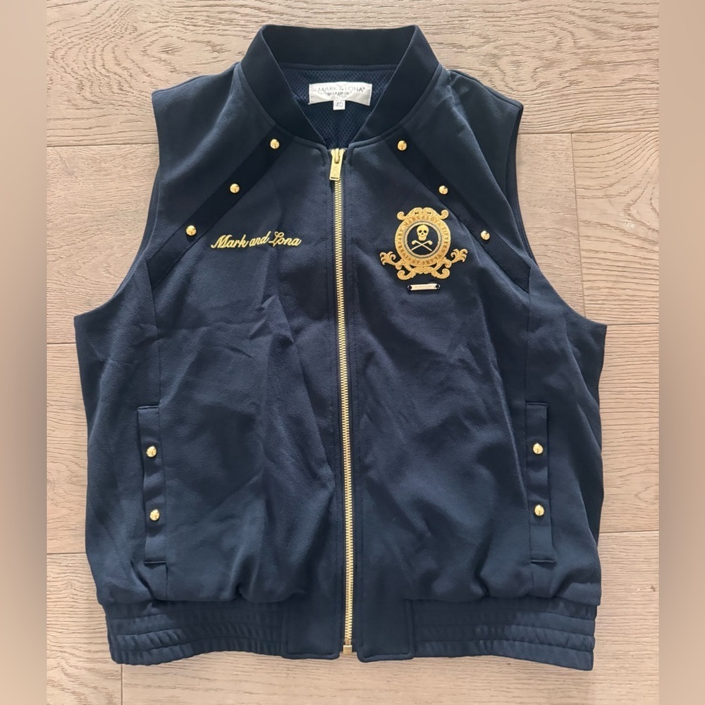 Woman’s Mark and Lona Blue with gold detail vest size 40